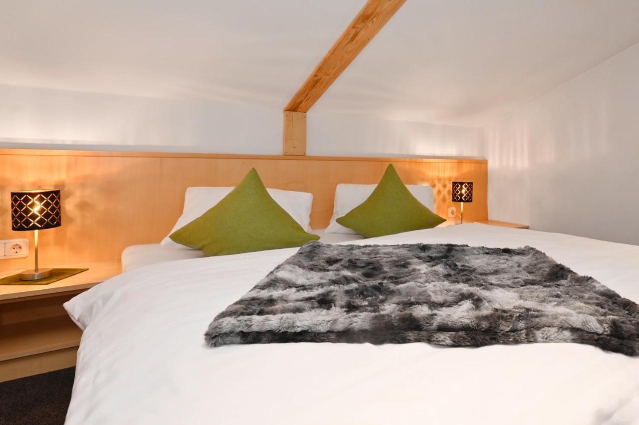 Apartment Marent Garten Chalet Vandans Esterno foto